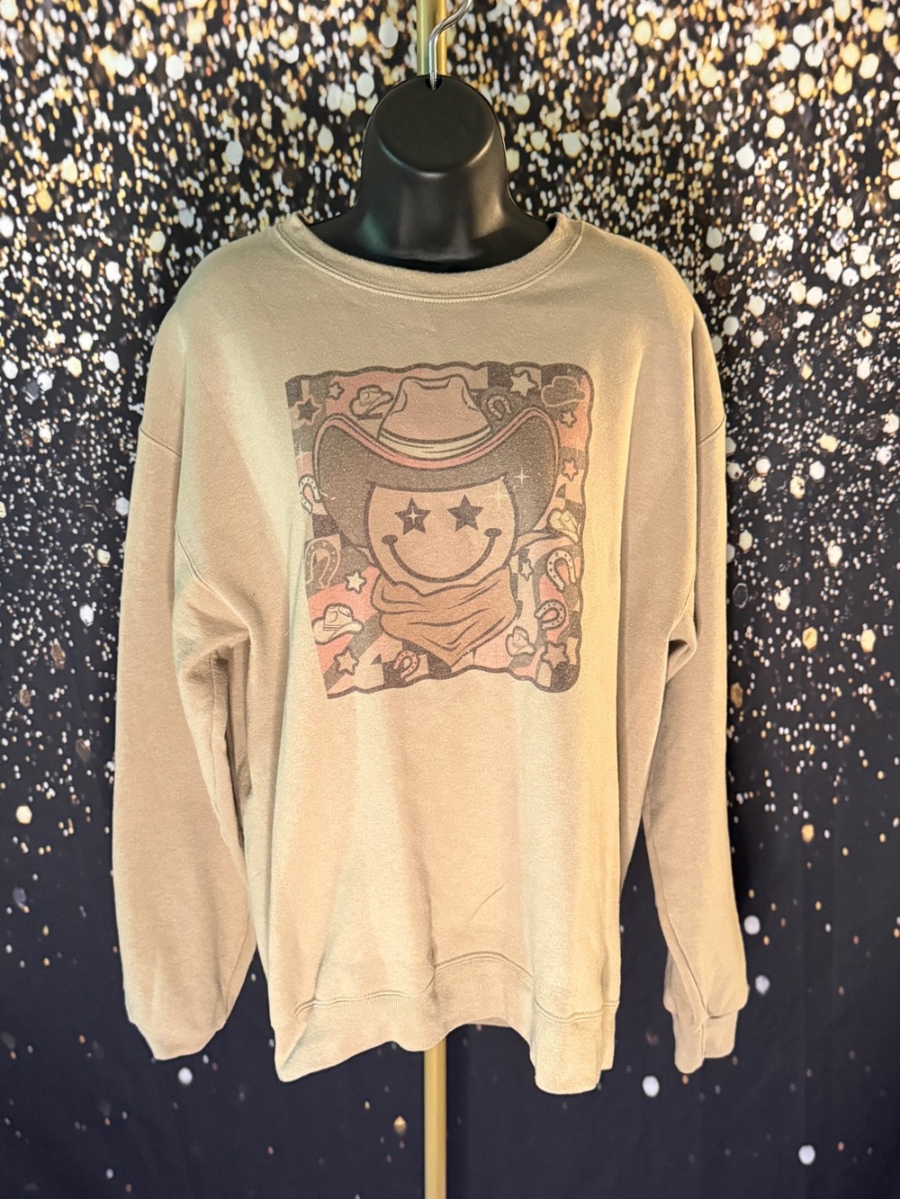 Beige Graphic Crewneck Sweatshirt - Cowboy Icon